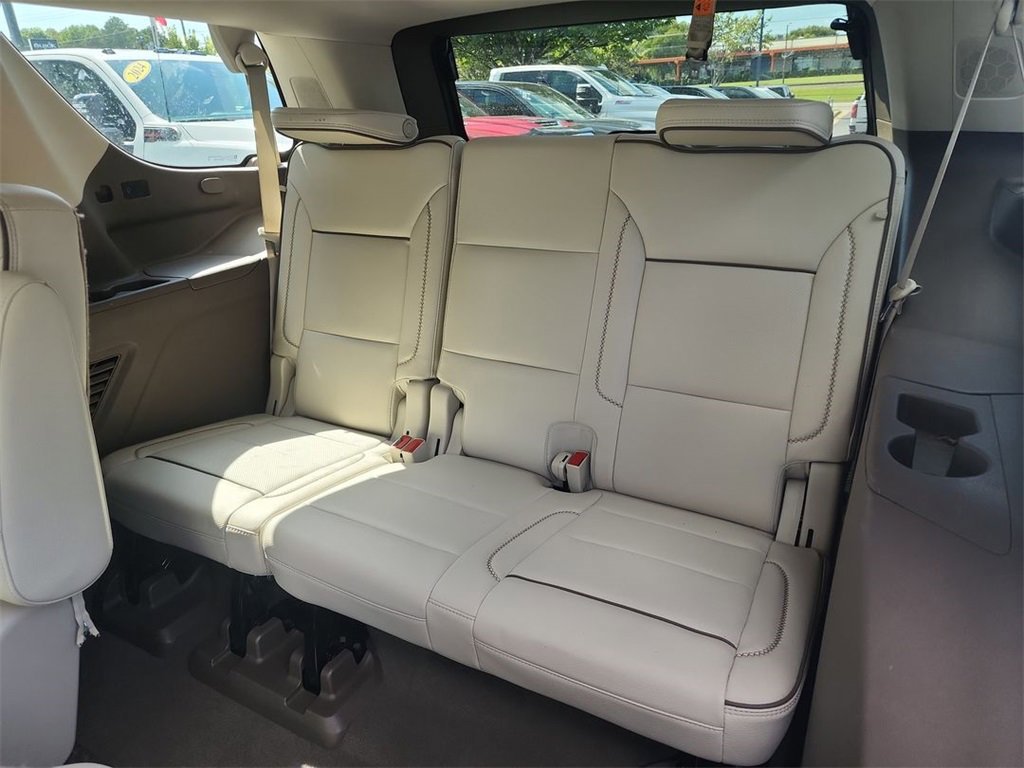 Used 2022 GMC Yukon Denali w/ Advanced Technology Package image 37