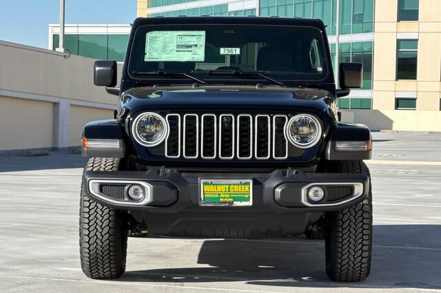 New 2027 Jeep Wrangler Unlimited Sahara AWD/4WD image 6