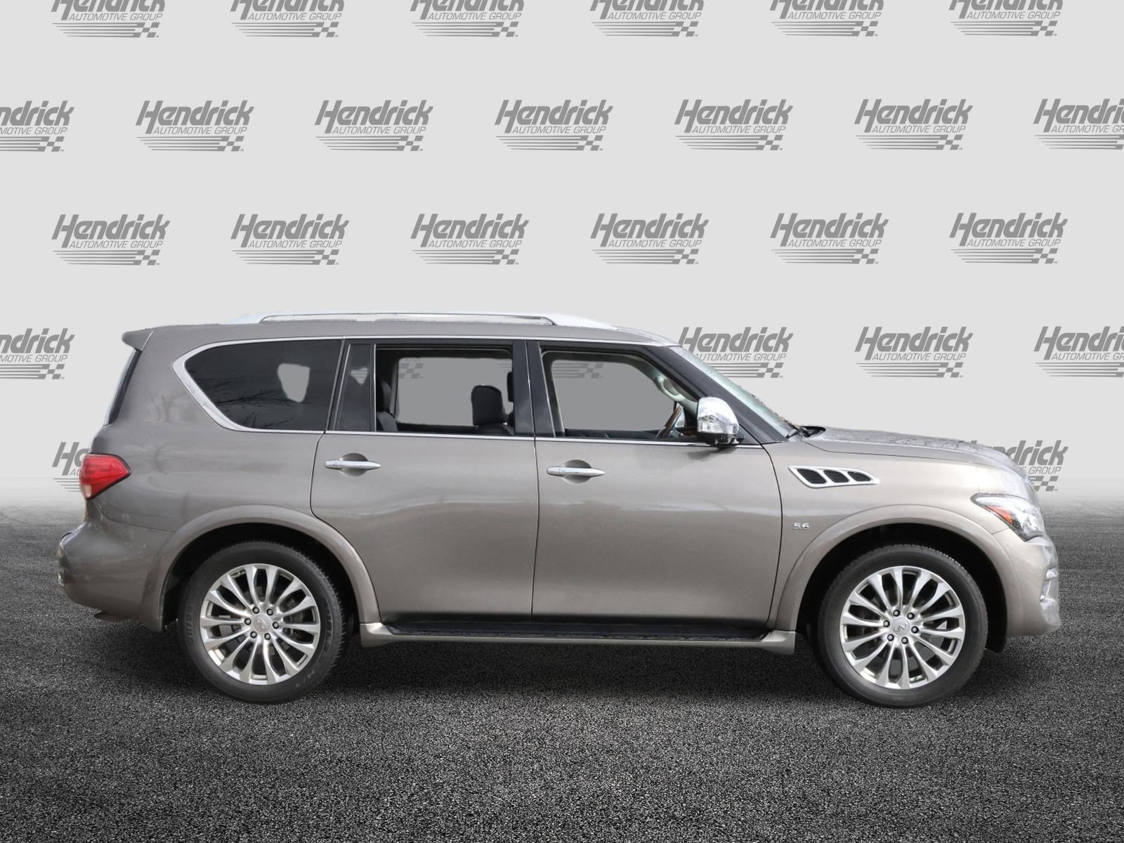 Used 2017 INFINITI QX80 2WD w/ Deluxe Technology Package image 10