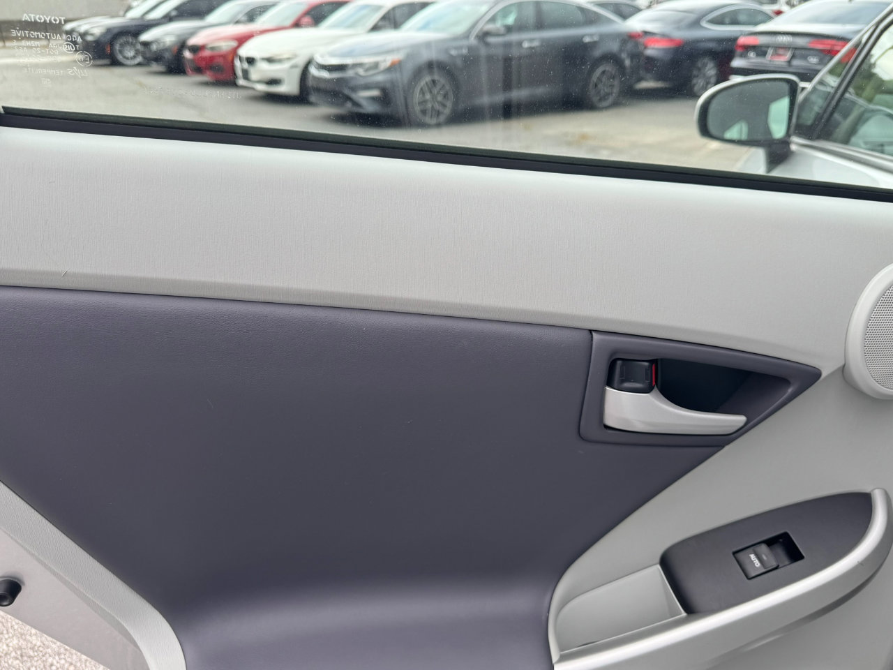 Used 2010 Toyota Prius Three image 22