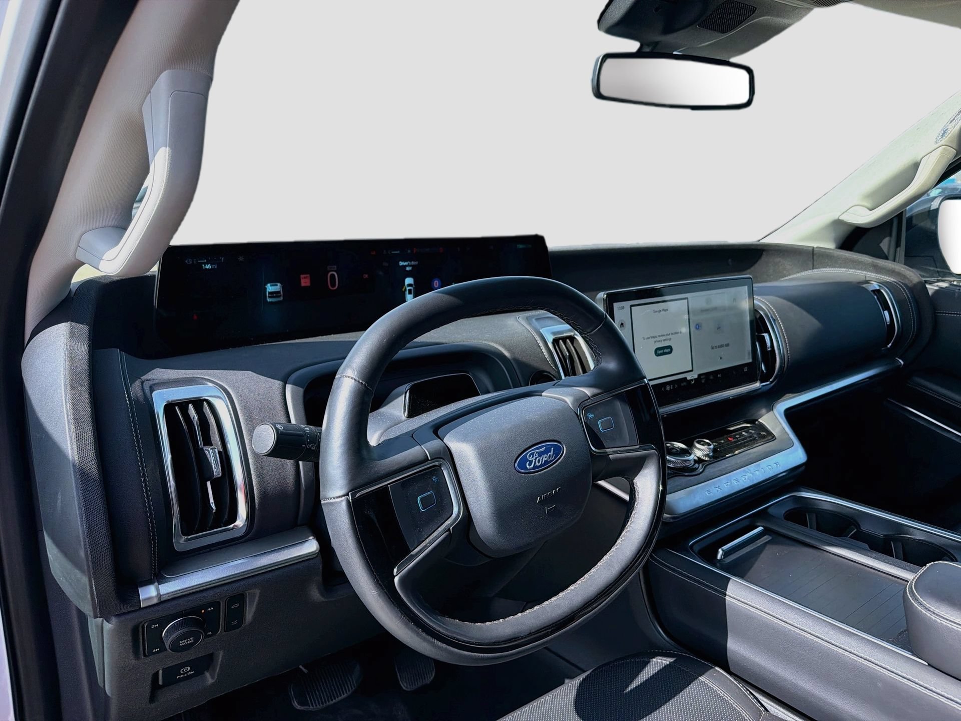 Certified 2025 Ford Expedition Max Platinum w/ Driver's Package AWD/4WD image 12