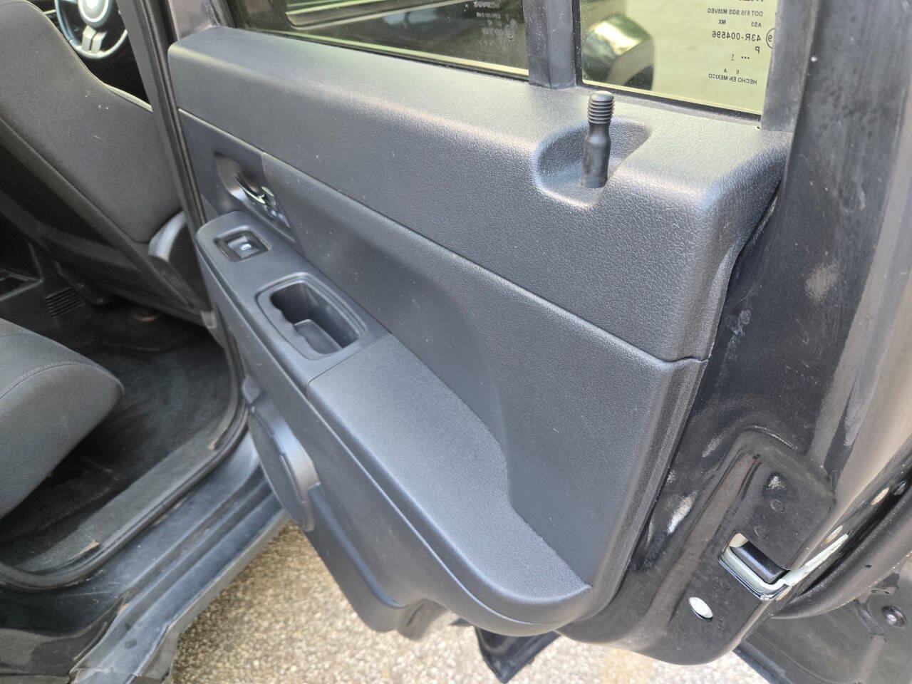 Used 2011 Jeep Liberty Sport w/ Popular Equipment Group AWD/4WD image 29