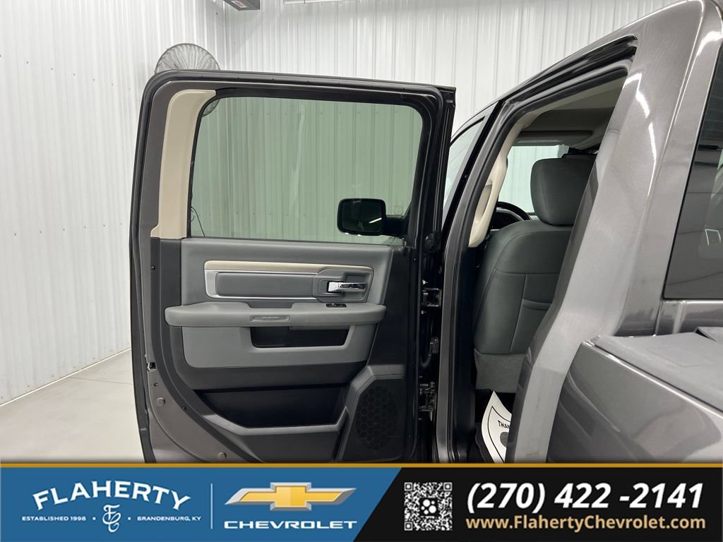 Used 2016 RAM 1500 Big Horn AWD/4WD image 10
