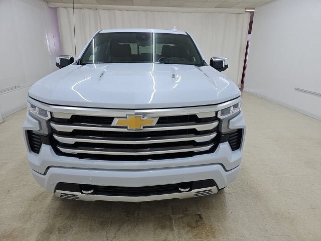 New 2026 Chevrolet Silverado 1500 High Country AWD/4WD image 17