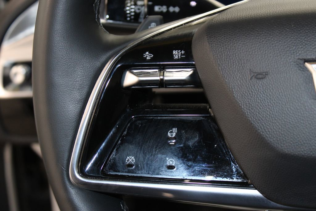 Used 2024 Cadillac Lyriq Luxury image 35