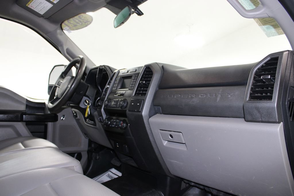Used 2021 Ford F550 4x4 Regular Cab Super Duty image 26
