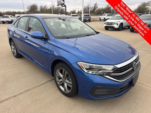 Used 2024 Volkswagen Jetta SE image 7