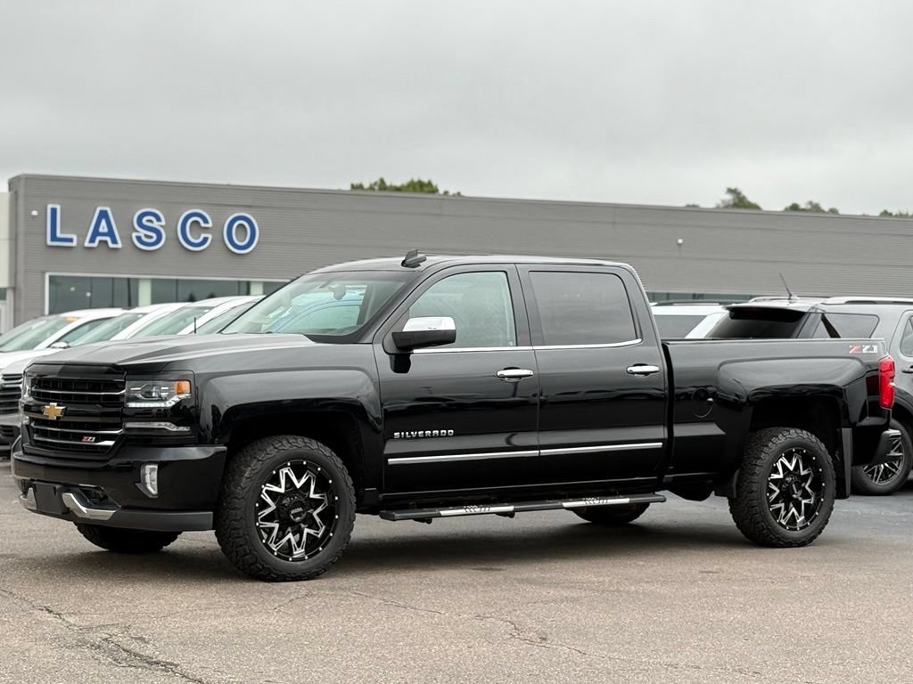 Used 2018 Chevrolet Silverado 1500 LTZ Z71 AWD/4WD image 1