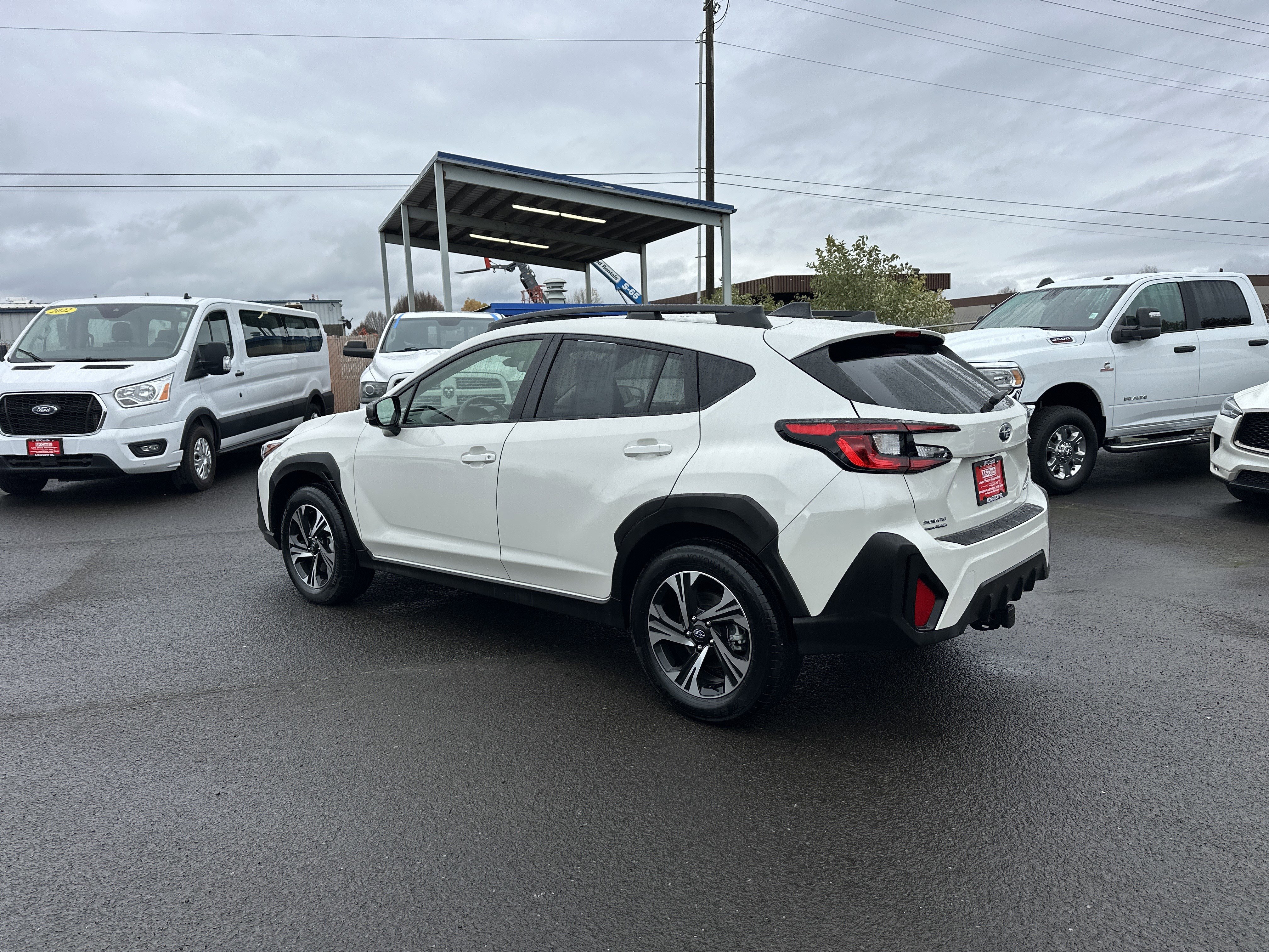 Used 2024 Subaru Crosstrek 2.0i Premium image 3