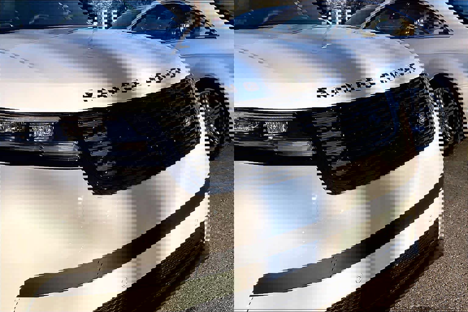 New 2026 Land Rover Range Rover Velar S image 34