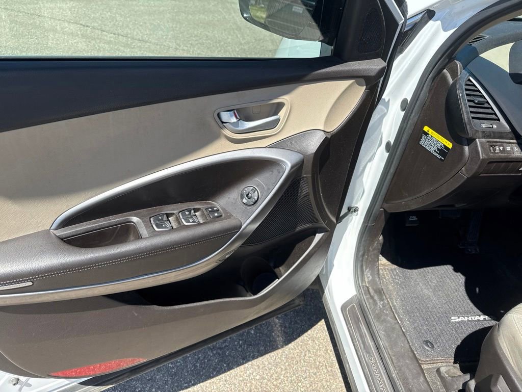 Used 2017 Hyundai Santa Fe Sport AWD/4WD image 18