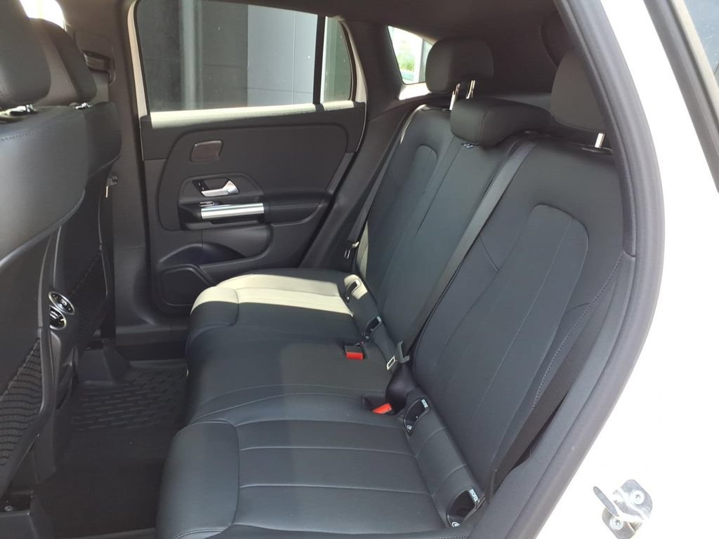 New 2026 Mercedes-Benz GLA 250 4MATIC image 18