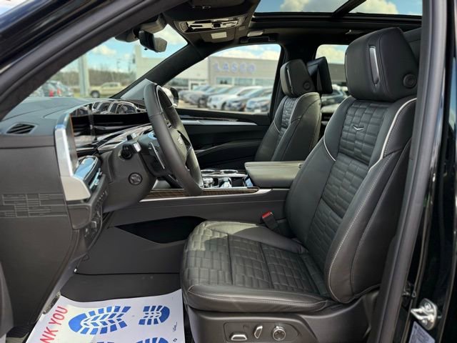 Used 2026 Cadillac Escalade Platinum Sport w/ LPO, Floor Liner Package image 13