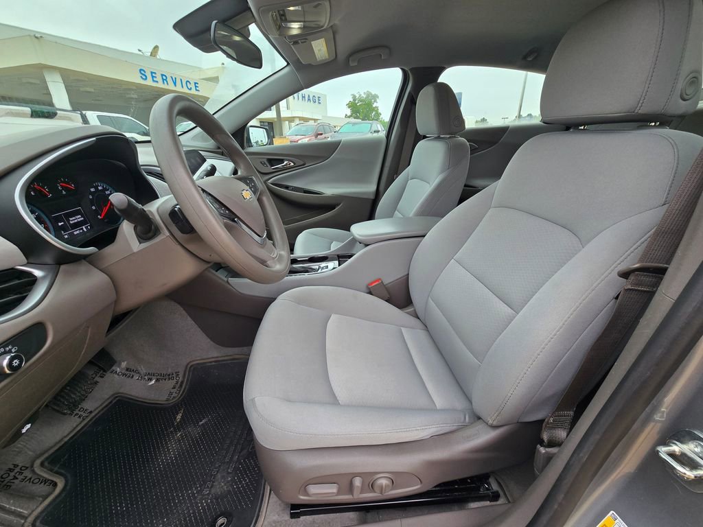 Used 2023 Chevrolet Malibu LS w/ Driver Confidence Package image 10