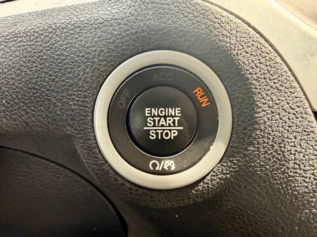 Used 2023 Chrysler 300 Touring L RWD image 28