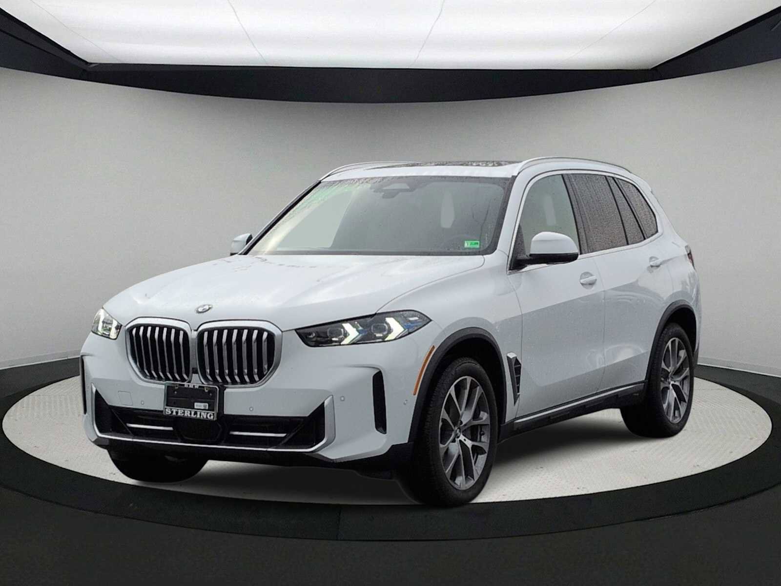 Certified 2024 BMW X5 xDrive40i w/ Premium Package image 4