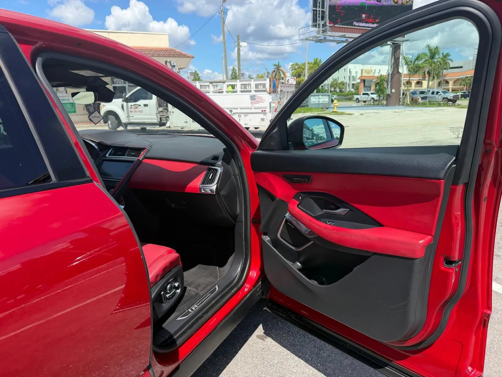 Used 2019 Jaguar E-PACE R-Dynamic HSE AWD/4WD image 29