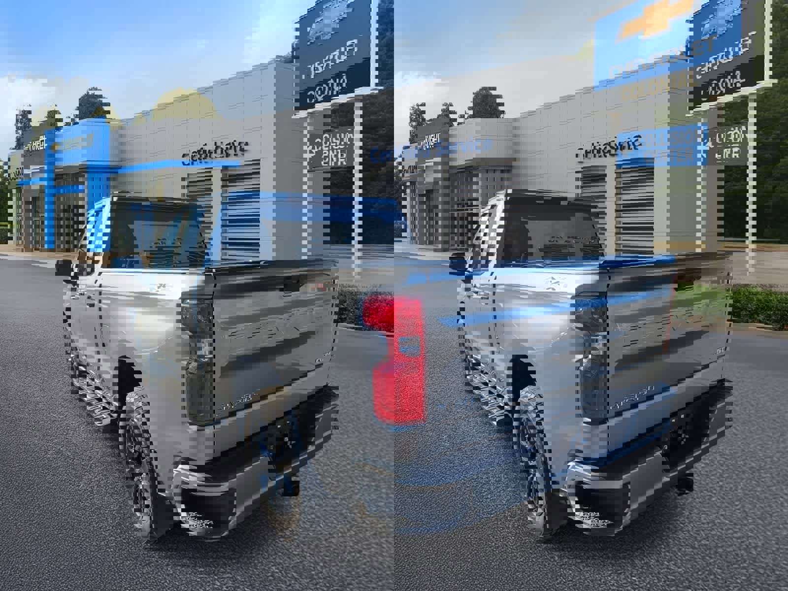 Used 2021 Chevrolet Silverado 1500 Custom image 5