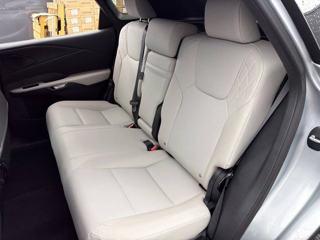 Used 2024 Lexus RX 350 Premium w/ Accessory Package (Z1) AWD/4WD image 20