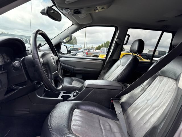 Used 2004 Mercury Mountaineer AWD image 22