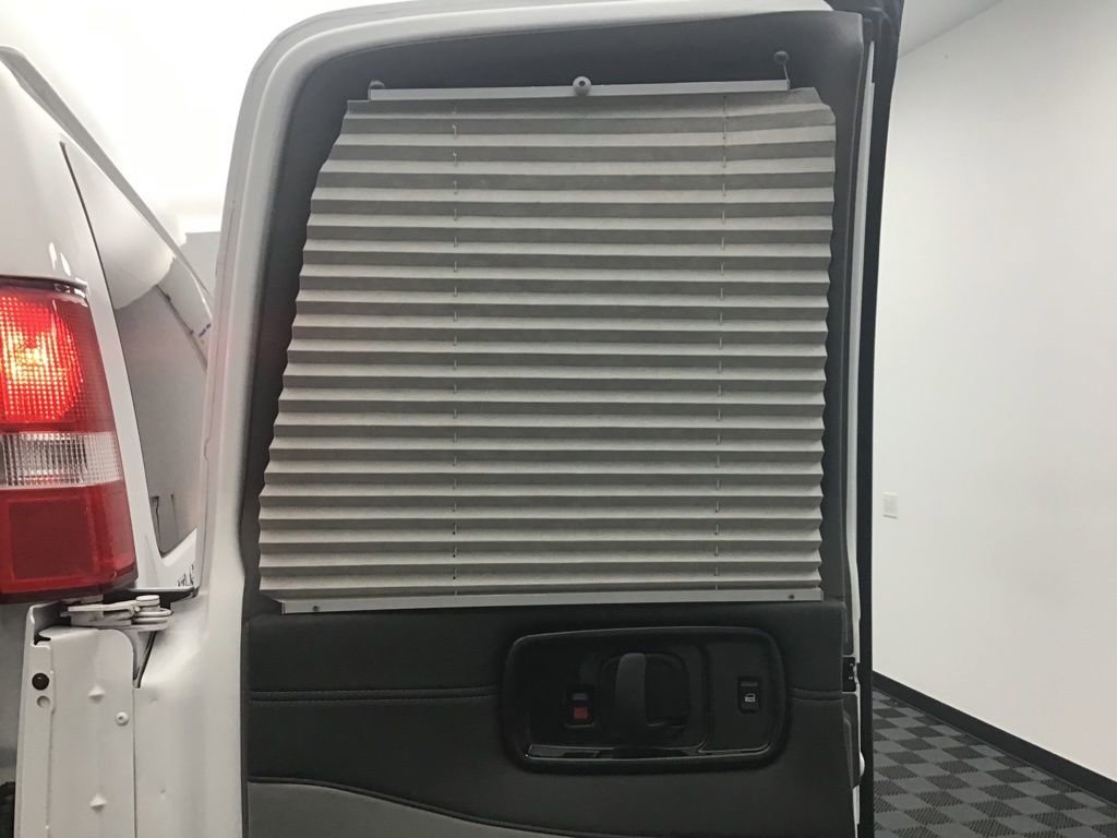 Used 2020 GMC Savana 2500 Extended w/ Enhanced Convenience Package image 11