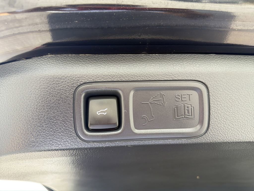 Used 2024 Ford Expedition Max Limited image 20