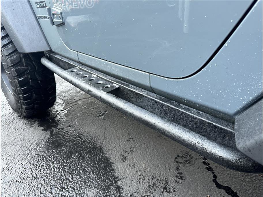 Used 2015 Jeep Wrangler Sport w/ Connectivity Group image 12