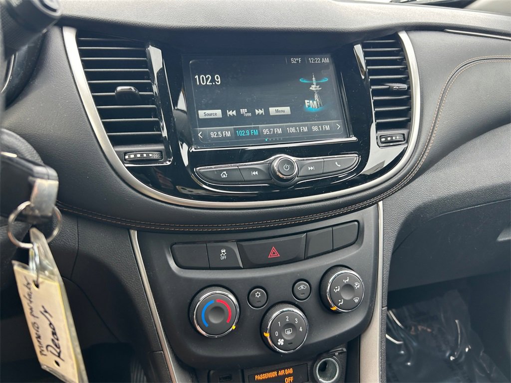 Used 2017 Chevrolet Trax LT image 29