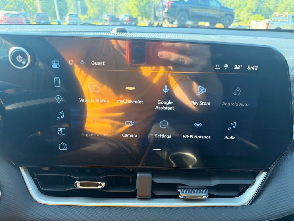 New 2027 Chevrolet Equinox LT AWD/4WD image 17