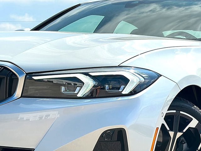 New 2026 BMW 330i Sedan w/ Premium Package RWD image 35