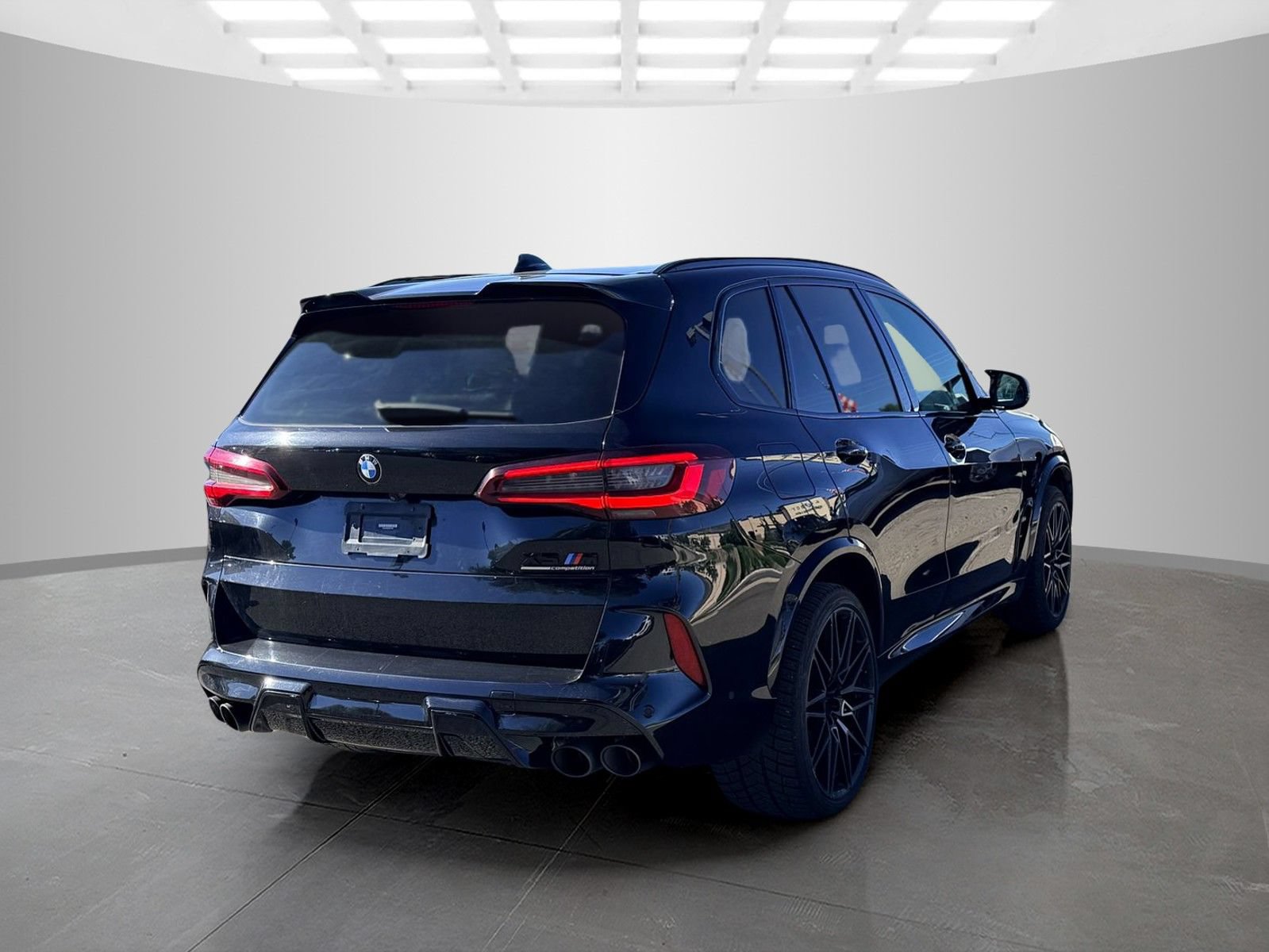 Used 2020 BMW X5 M Competition w/ Executive Package AWD/4WD image 5