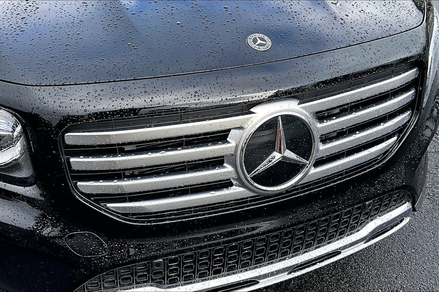 Used 2025 Mercedes-Benz GLB 250 image 31