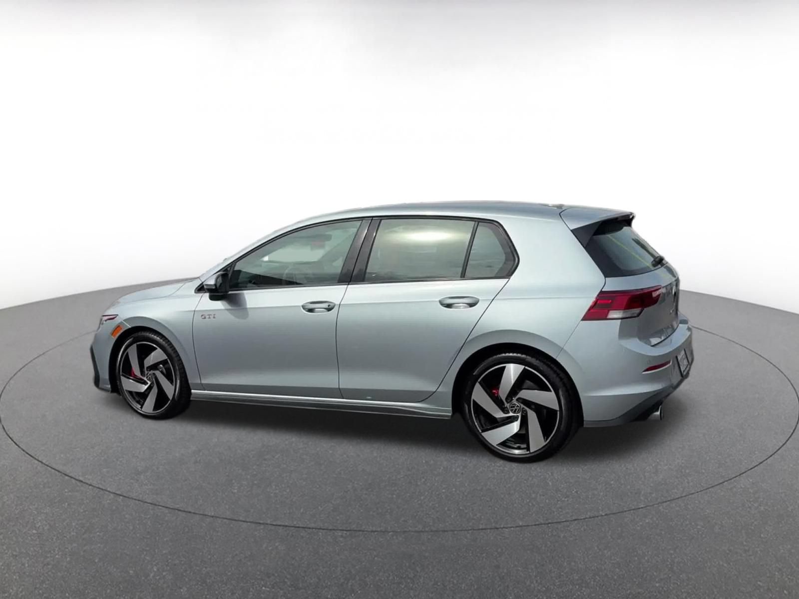 Used 2026 Volkswagen Golf S FWD image 8