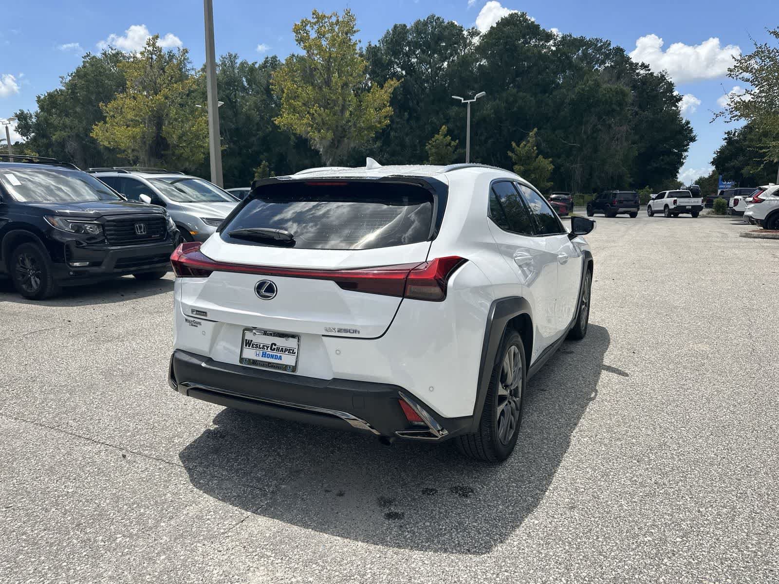 Used 2019 Lexus UX 250h F Sport w/ F Sport Premium Package AWD/4WD image 6