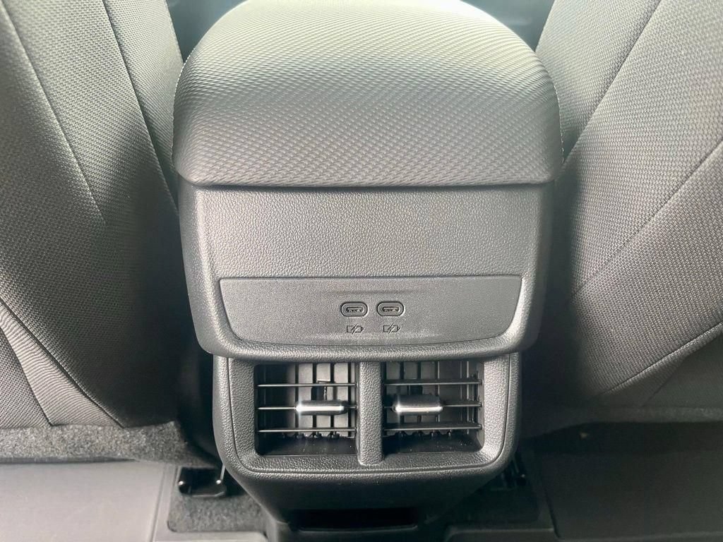 New 2026 Chevrolet Equinox LT w/ Safety and Technology Package AWD/4WD image 27