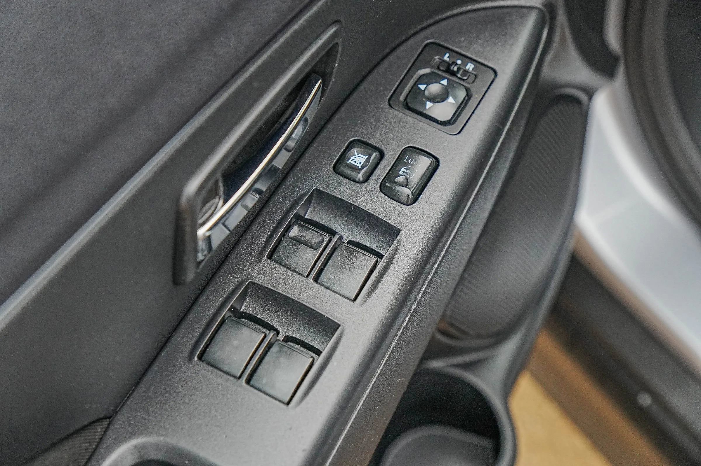 Used 2017 Mitsubishi Outlander Sport ES image 36