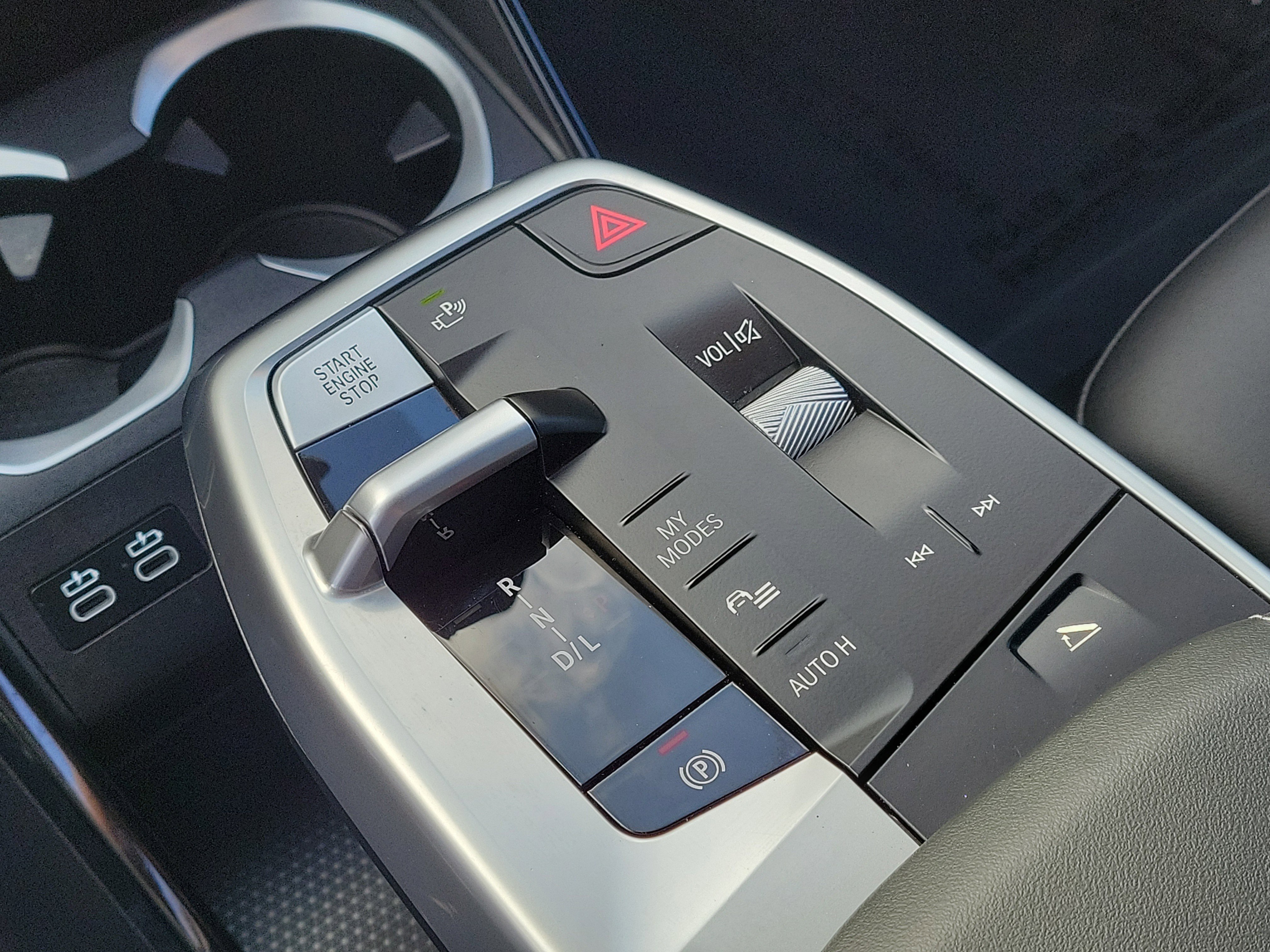 Used 2025 BMW X2 xDrive28i image 27