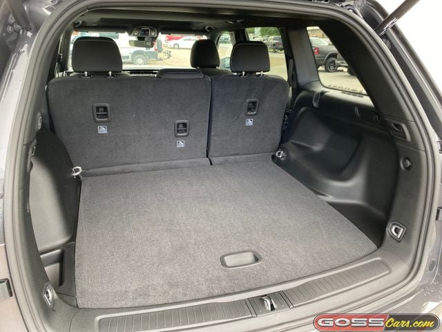 New 2026 Jeep Grand Cherokee Laredo X AWD/4WD image 8