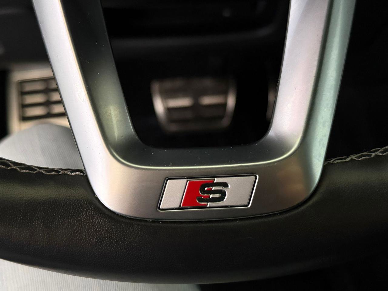 Used 2021 Audi SQ7 Premium Plus AWD/4WD image 37