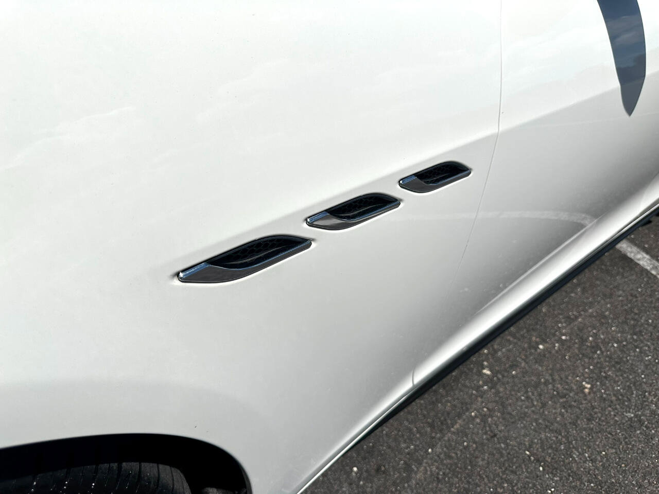 Used 2016 Maserati Ghibli S image 8