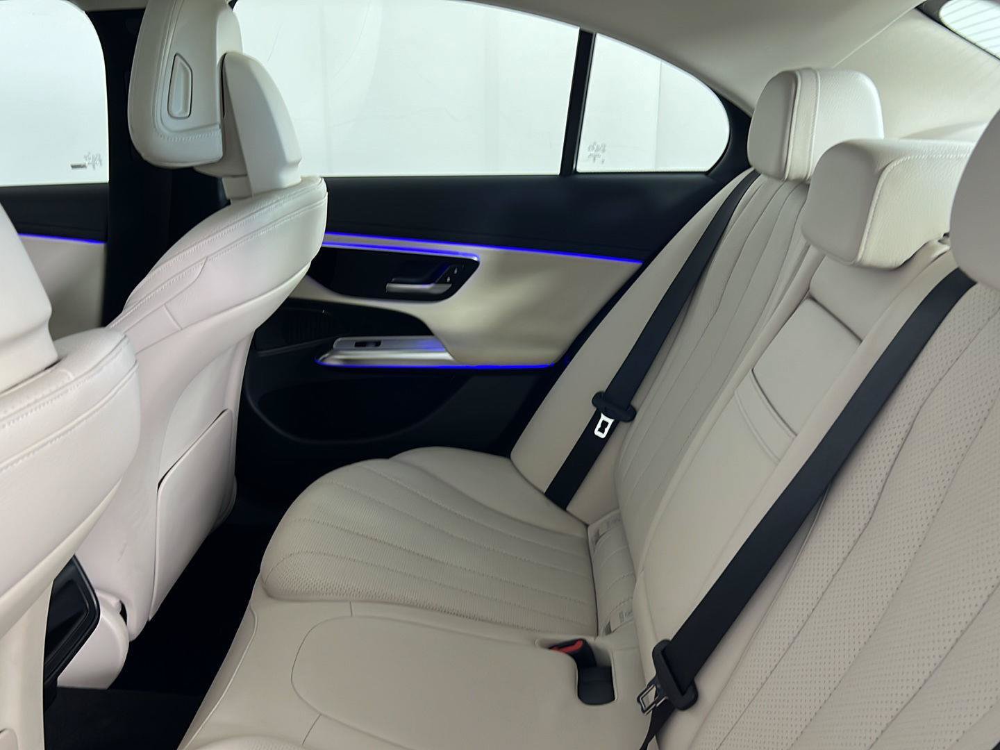 Certified 2024 Mercedes-Benz E 350 4MATIC Sedan image 14