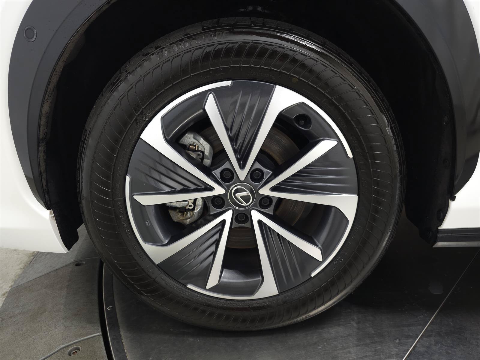 Used 2023 Lexus RZ 450e Premium w/ Technology Package AWD/4WD image 13