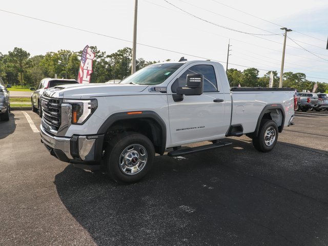 Used 2024 GMC Sierra 2500 Pro w/ Convenience Package image 4