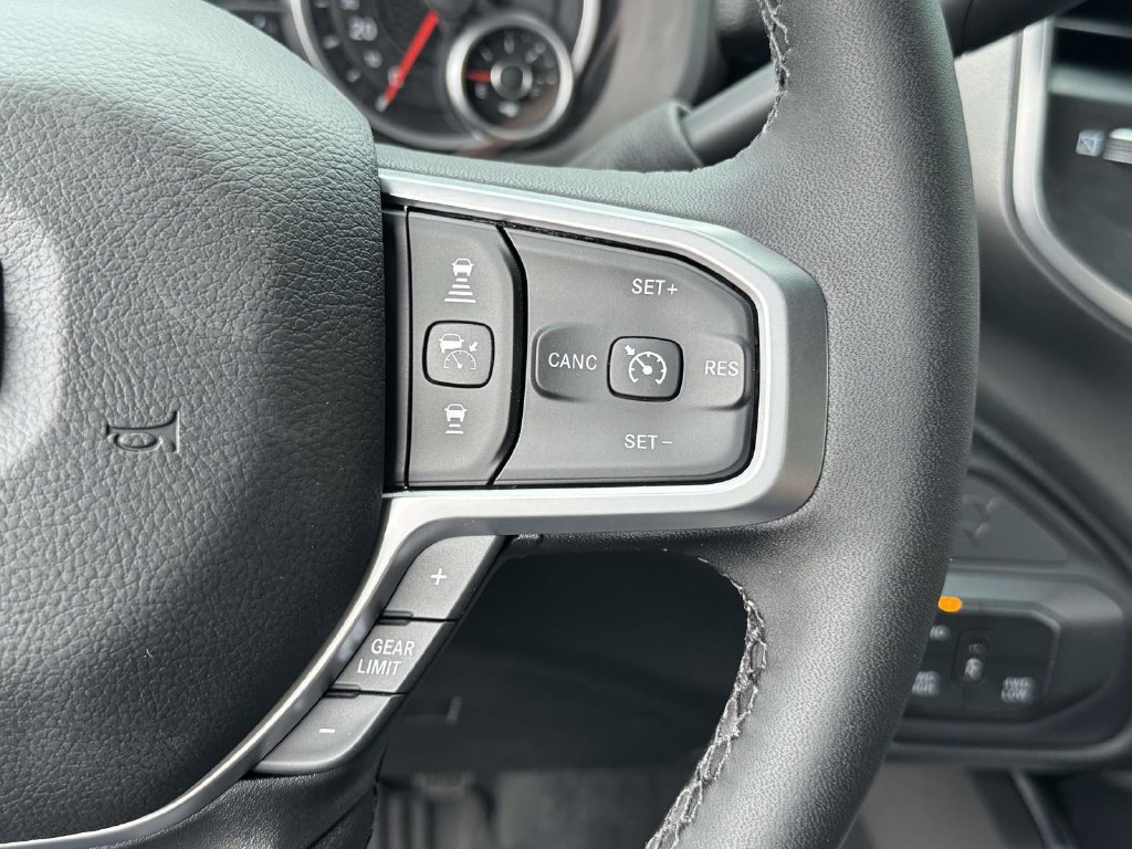 New 2026 RAM 2500 Big Horn AWD/4WD image 22