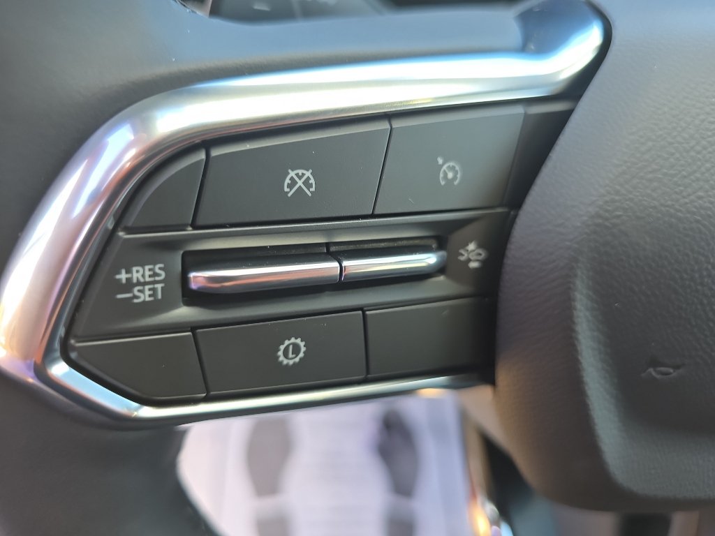 New 2026 Chevrolet Equinox LT w/ Safety and Technology Package FWD image 22