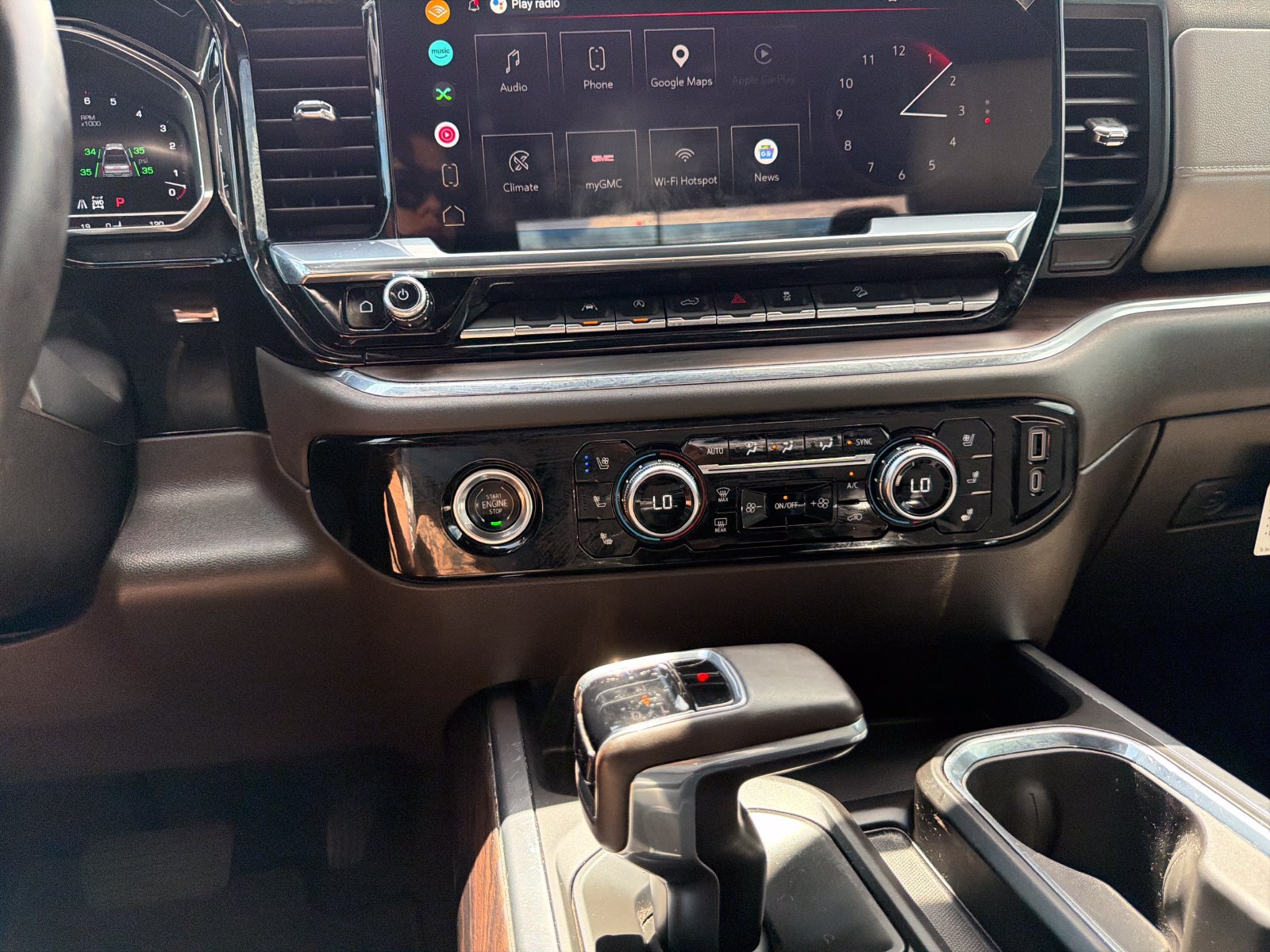 Used 2023 GMC Sierra 1500 SLT w/ SLT Premium Package AWD/4WD image 27
