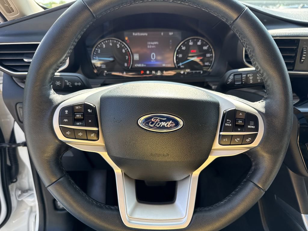 Used 2022 Ford Explorer Limited w/ Limited Technology Package AWD/4WD image 25
