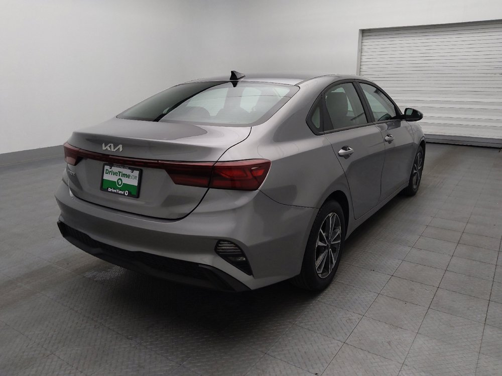 Used 2024 Kia Forte LXS image 9