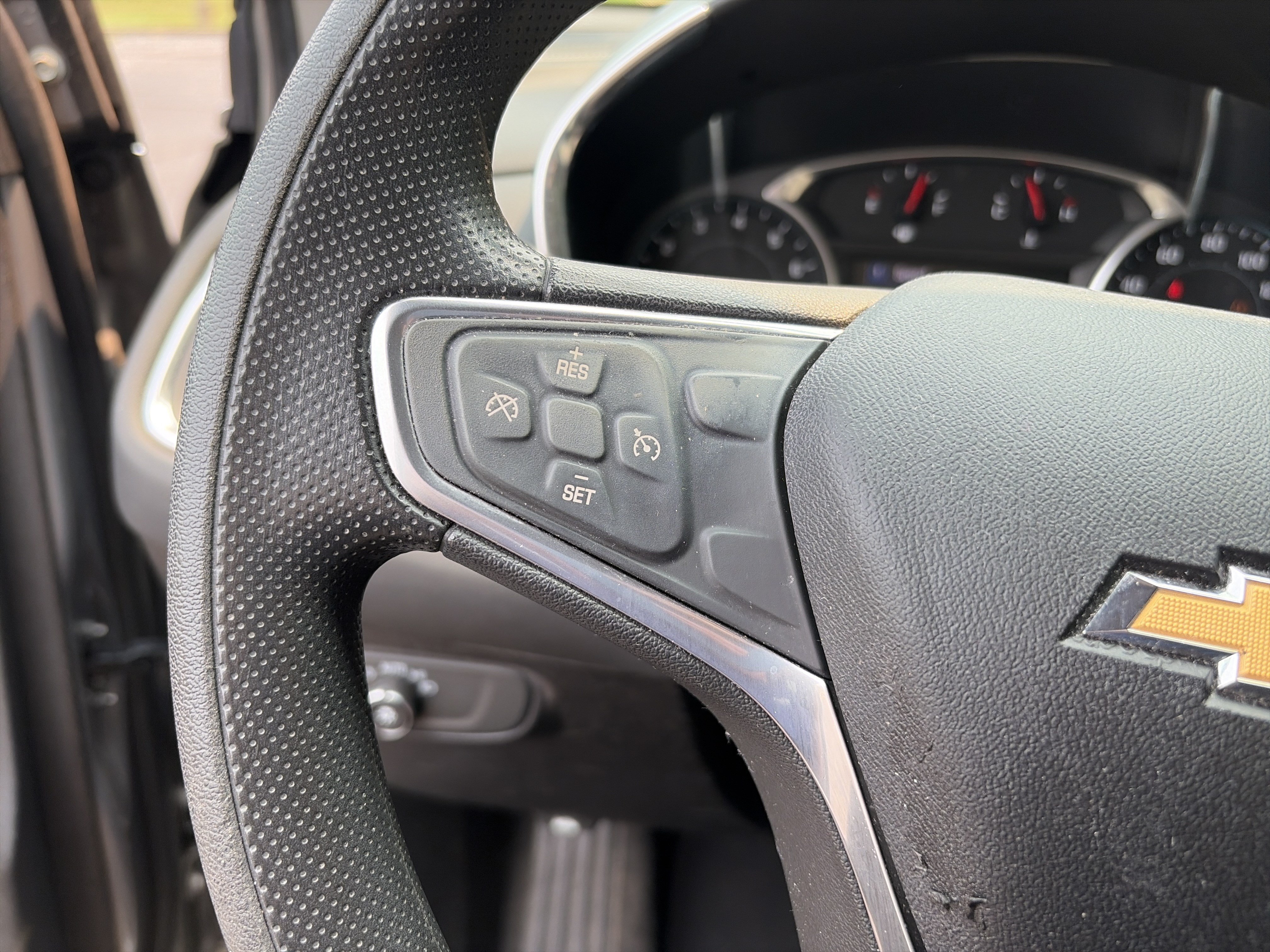 Used 2019 Chevrolet Equinox LT AWD/4WD image 28