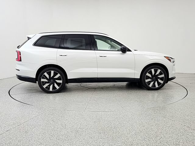 New 2026 Volvo EX90 Ultra AWD/4WD image 4